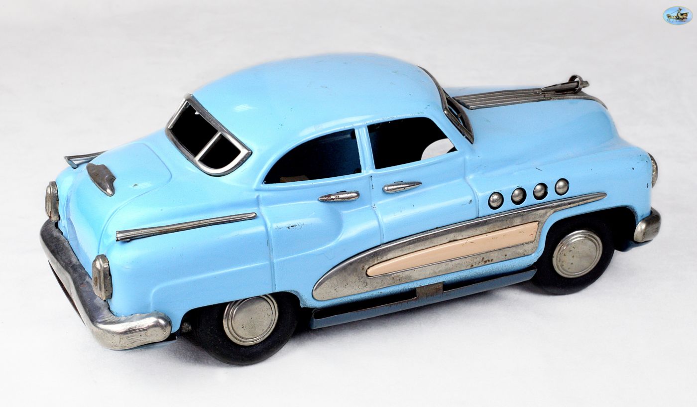 Awesome 1950s Japanese Vintage Yonezawa Buick Tin Toy Friction Car 